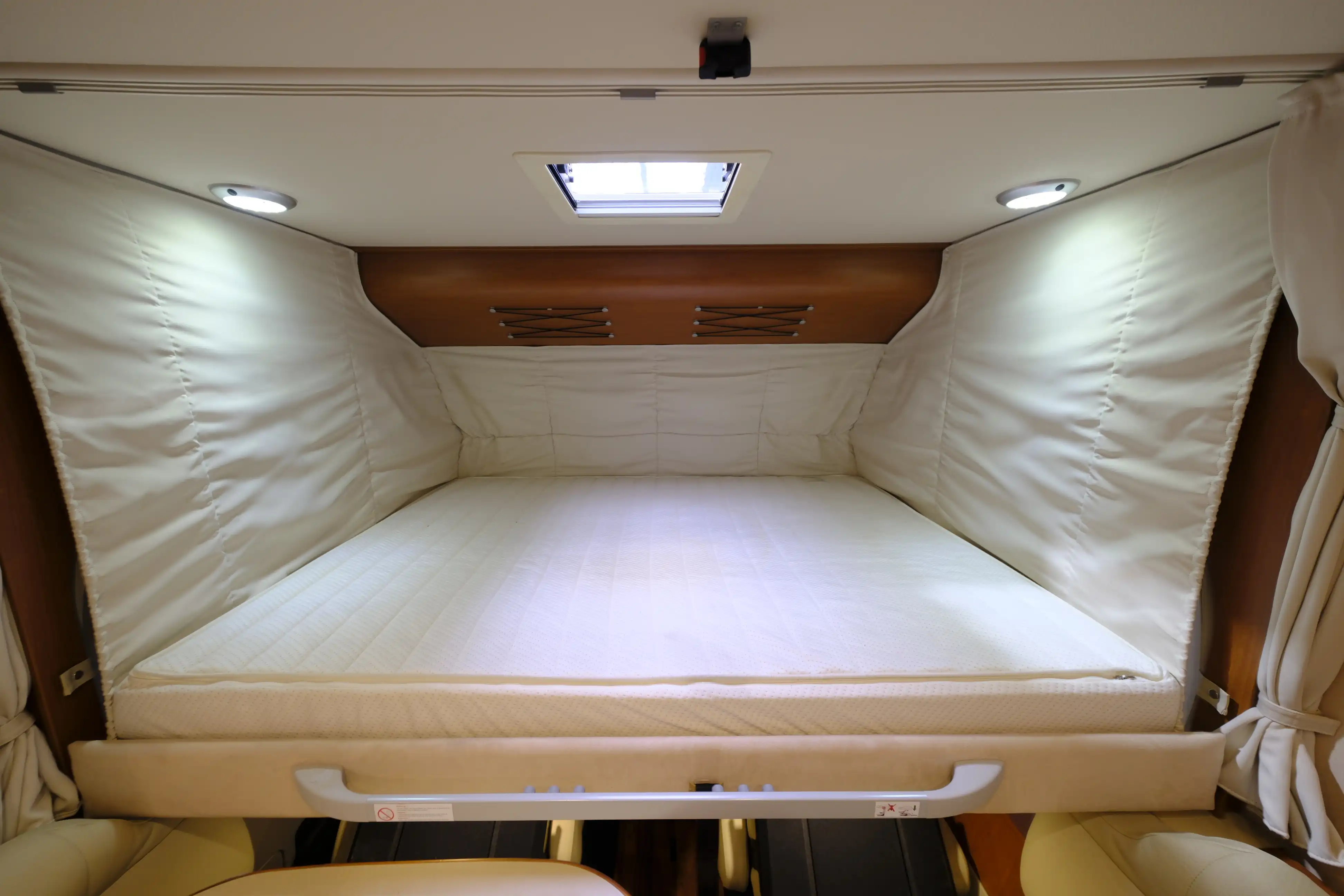 HYMER-ERIBA B 680 Star-Line - Ansicht 12